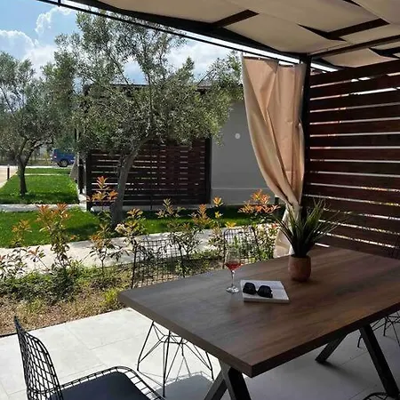 بيت للعطل •naiades Villas• Castalia•